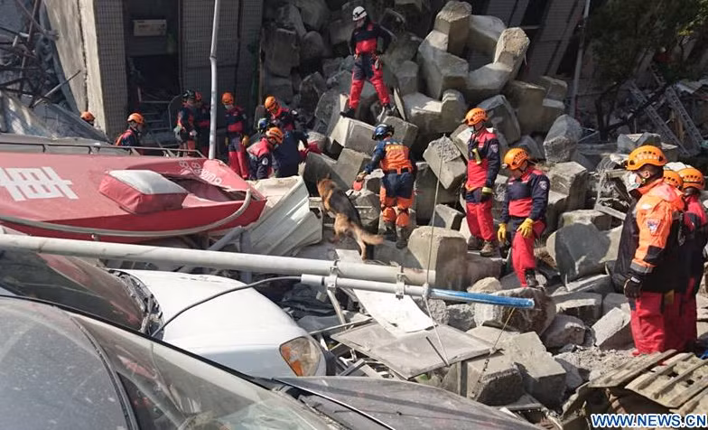 Anh moi nhat dong dat o Dai Loan hon 460 nguoi thuong vong