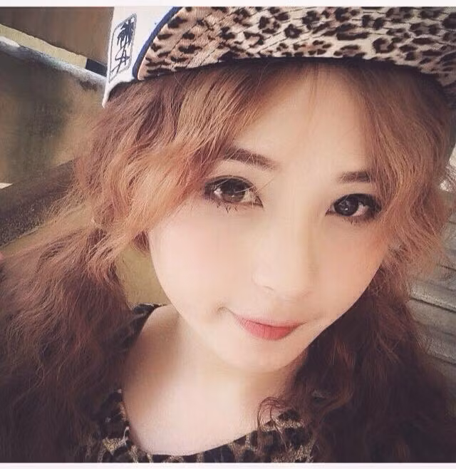 Một vài hình ảnh khoe nhan sắc không thua kém các hot girl của Hương Thảo.