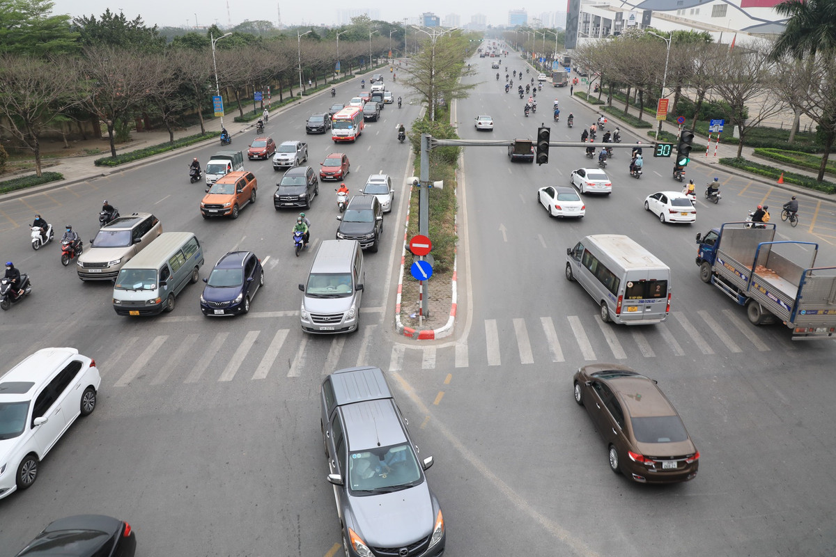 Từ hôm nay, 11/3, người dân khi di chuyển qua khu vực này cần chú ý đến những điều chỉnh giao thông mới, tránh tình trạng đi theo thói quen gây ùn tắc vào những khung giờ cao điểm.