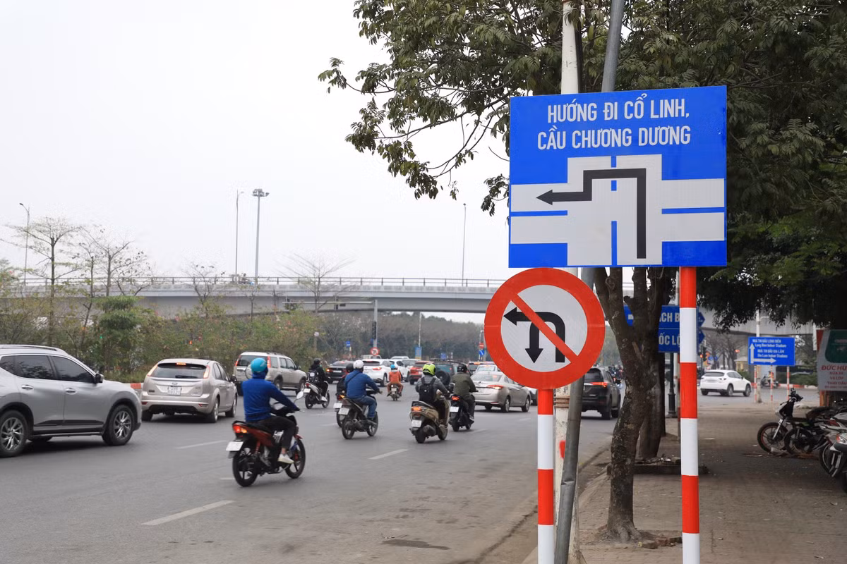 Bắt đầu từ hôm nay các phương tiện đi từ Đàm Quang Trung cấm rẽ trái vào đường Cổ Linh để đi đê Long Biên - Xuân Quan.