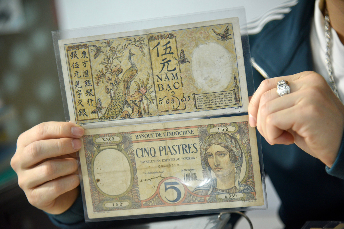 Anh Vương kể, những năm đầu mạng xã hội chưa phát triển, muốn săn tiền cổ phải lên các trang rao vặt đăng bài thu mua. Khi chơi lâu, anh mới biết được nguồn hàng và kết nối những người cùng đam mê, từ đó dễ dàng trao đổi, làm phong phú hơn cho bộ sưu tập của mình.