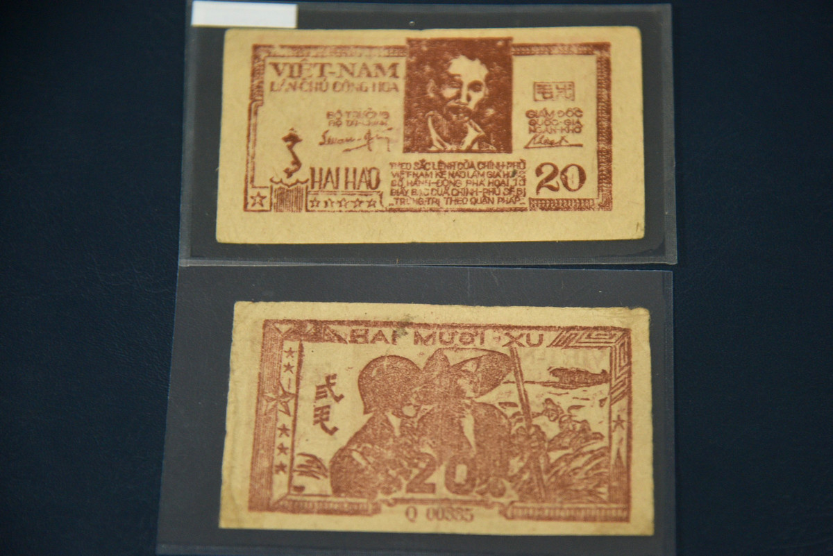 Anh Vương chia sẻ: "Tiền không chỉ là một tờ bạc mà còn ẩn chứa câu chuyện lịch sử, văn hóa gắn liền với từng thời kỳ của dân tộc".