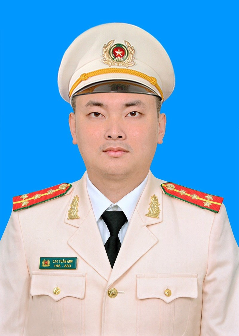 Đại úy Cao Tuấn Anh (SN 1991 - cán bộ Đội Phòng ngừa, đấu tranh chống sản xuất, tàng trữ, mua bán, vận chuyển trái phép chất ma túy, Phòng Cảnh sát điều tra tội phạm về ma túy) đã điều tra khám phá nhiều chuyên án lớn: Khám phá đường dây vận chuyển, mua bán trái phép chất ma túy với số lượng lớn từ Sơn La về Hà Nội tiêu thụ, bắt quả tang về hành vi mua bán trái phép chất ma túy đối với Ngô Văn Thành, thu giữ 10 bánh heroin có tổng khối lượng 3.315,29g; khám phá đường dây mua bán trái phép chất ma túy trên địa bàn thu giữ 1 bánh heroin…