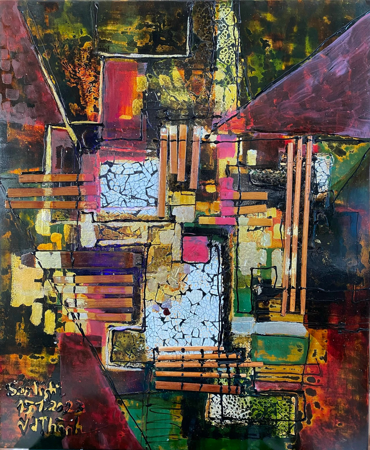 Họa sĩ Văn Dương Thành cảm nhận, Julia Oh không lệ thuộc vào những quy cách của các trường phái, chị hồn nhiên đi vào hội họa với trái tim rộng mở, với ước mơ ghi lại những nét đẹp của thiên nhiên, nhiều khi chỉ thoáng qua như những tia mặt trời bồng bềnh trên những đám mây, chiếu xuyên qua những rặng cây núi đồi. Mỗi bức tranh là những dòng nhật ký của chị về tình yêu, đất mẹ, thiên nhiên, con người, đặc biệt là trẻ em.