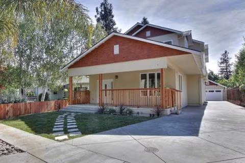  5. Biệt thự của Đan Trường Sau đám cưới vào giữa năm 2013, Đan Trường và bà xã sống tại căn nhà sang trọng tại San Jose, Mỹ. Ngôi nhà có một phòng khách rộng, ba phòng ngủ, hai phòng tắm được thiết kế đẹp mắt. Ảnh: Zing.