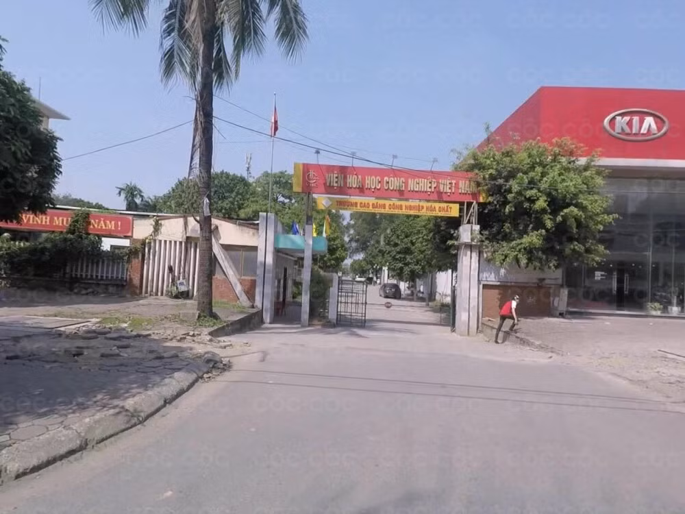 Viện Hóa học công nghiệp Việt Nam (phường Phúc Diễn, quận Bắc Từ Liêm): khu đất nằm trong khu vực quy hoạch định hướng chức năng đất an ninh, quốc phòng.