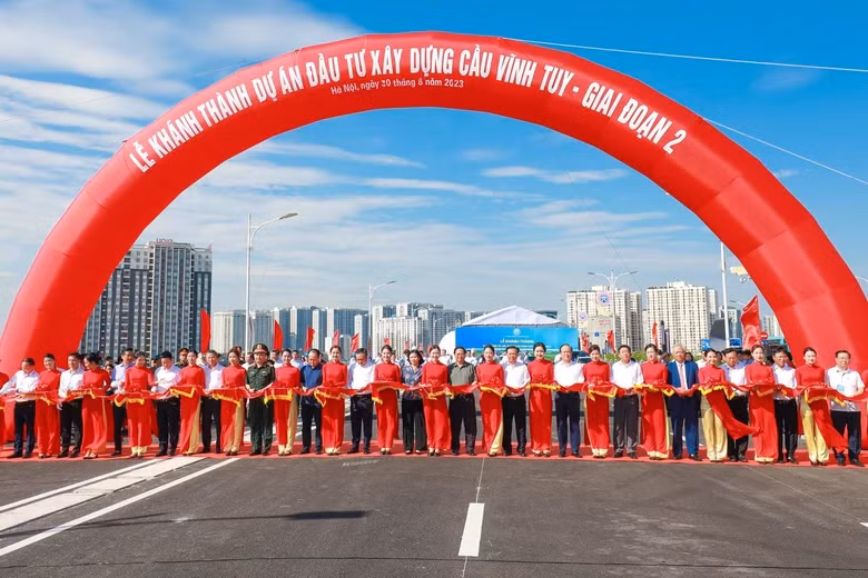 Thu tuong cat bang khanh thanh cau Vinh Tuy giai doan 2
