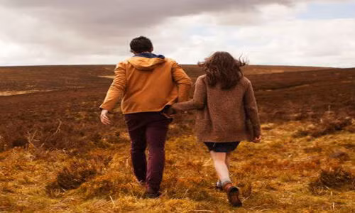 Khi tinh yeu chi con lai mot tram buoc