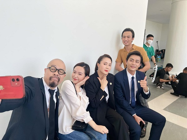 Hình ảnh hậu trường không có trên sóng VTV của "Hành trình công lý" - Hình 8 Hinh anh hau truong khong co tren song VTV cua