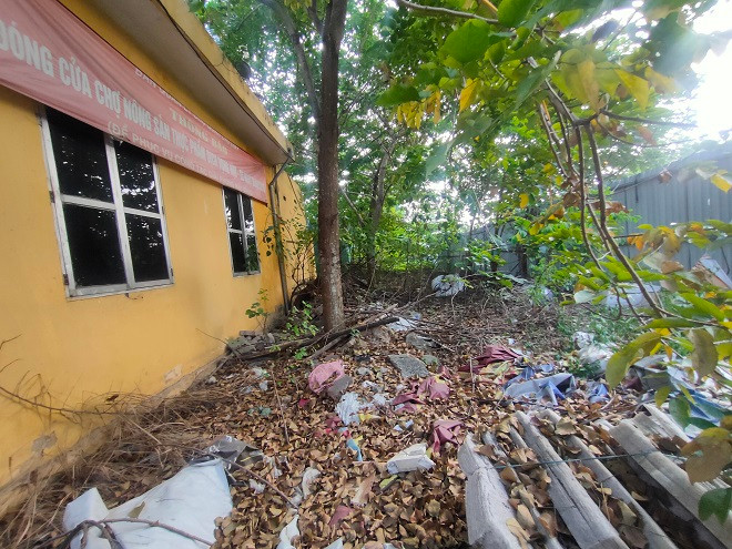 Đầu năm 2019, dự án này cấp tập giải phóng mặt bằng chợ tạm nông sản Dịch Vọng Hậu (đây cũng là khu vực họp chợ đêm sinh viên) và bỏ hoang đến hiện tại. 