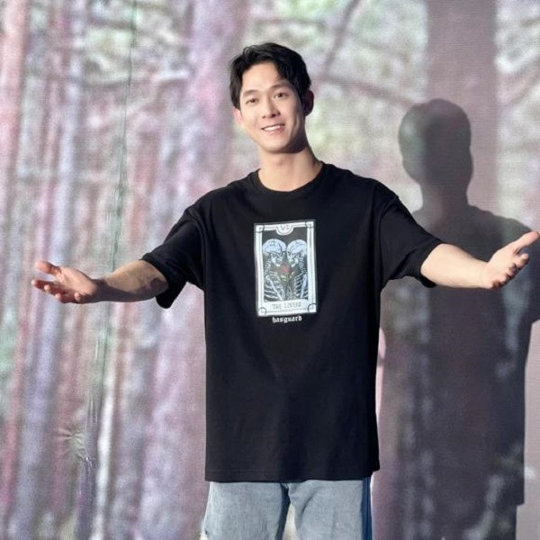 Song Luân khoe không gian nhà mới đầy sang trọng - Hình 10 Song Luan khoe khong gian nha moi day sang trong-Hinh-10