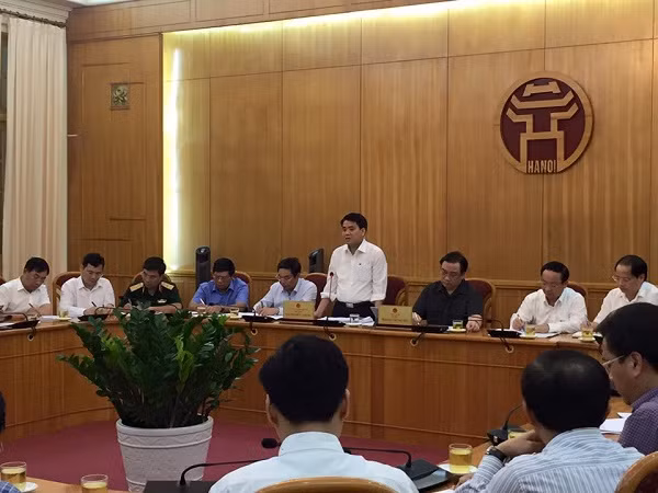 Bao so 3 Hai nguoi bi thuong do cay de o Ha Noi