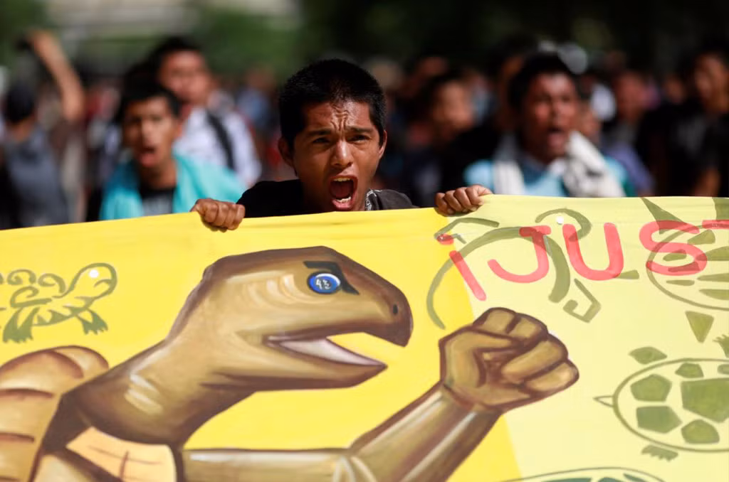 Lat lai vu 43 sinh vien mat tich bi an o Mexico-Hinh-11