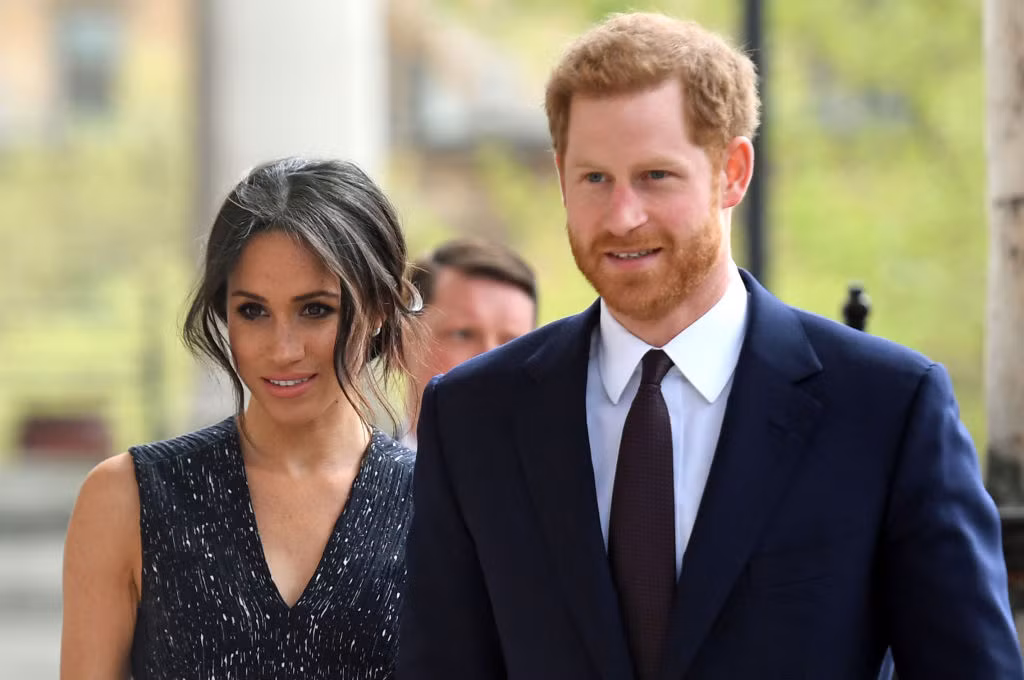 Nhung lan vo chong Hoang tu Harry pha vo quy tac hoang gia-Hinh-3