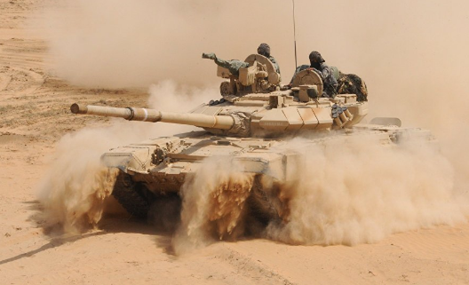 Tuy nhiên, nhóm khủng bố đã tiến hành các cuộc phục kích và tấn công chết người nhằm vào Quân đội Syria và lực lượng Nga ở vùng sa mạc Syria. Ảnh: AMN.