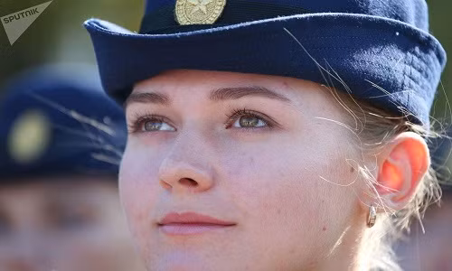 Các phi công tương lai của trường sẽ sẵn sàng điều khiển một chiếc máy bay quân sự vào năm 2020. Nếu có thể đáp ứng những mong đợi của quân đội, họ sẽ tham gia vào đội ngũ phi công của nước này.