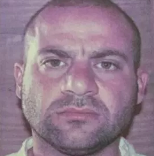 Thủ lĩnh tối cao IS al-Baghdadi được cho là đang lẩn trốn ở vùng sa mạc phía đông Syria và gần đây đã chọn Abdullah Qardash (ảnh) làm người kế nhiệm hắn ta với nhiệm vụ khôi phục lại tổ chức khủng bố IS. Ảnh: The Sun.