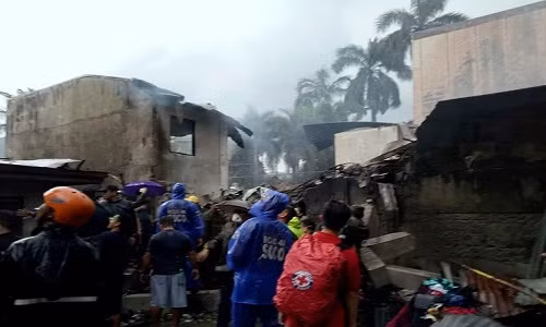 May bay roi xuong khu resort o Philippines, khong ai song sot