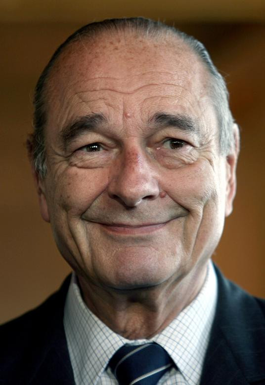 Sau khi cựu Tổng thống Jacques Chirac qua đời, lãnh đạo chính trị nước Pháp đã đồng loạt gửi lời chia buồn sâu sắc nhất tới gia đình ông Chirac. Được biết, Pháp sẽ tổ chức 1 ngày quốc tang vào tuần tới để tưởng niệm vị Tổng thống thứ 22 trong lịch sử nước này.