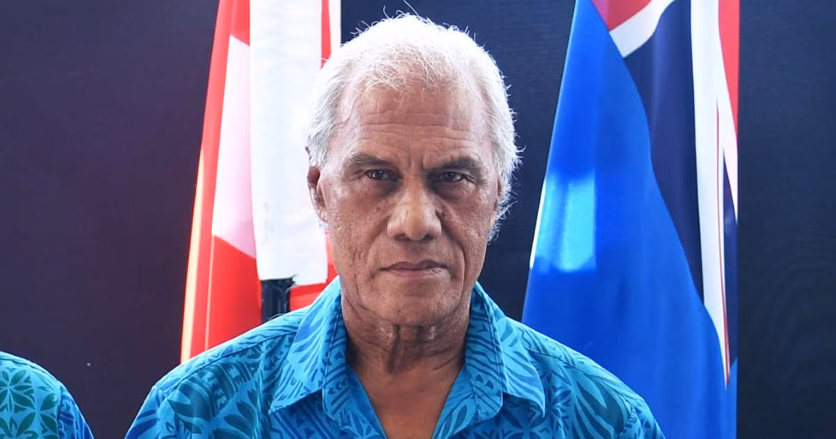 Năm 2017, Quốc vương Tupou VI đã sa thải ông Pohiva bằng cách giải tán Quốc hội và kêu gọi một cuộc bầu cử sớm, nhưng ông Pohiva vẫn tái đắc cử nhiệm kỳ thứ hai. Ảnh: MSN.