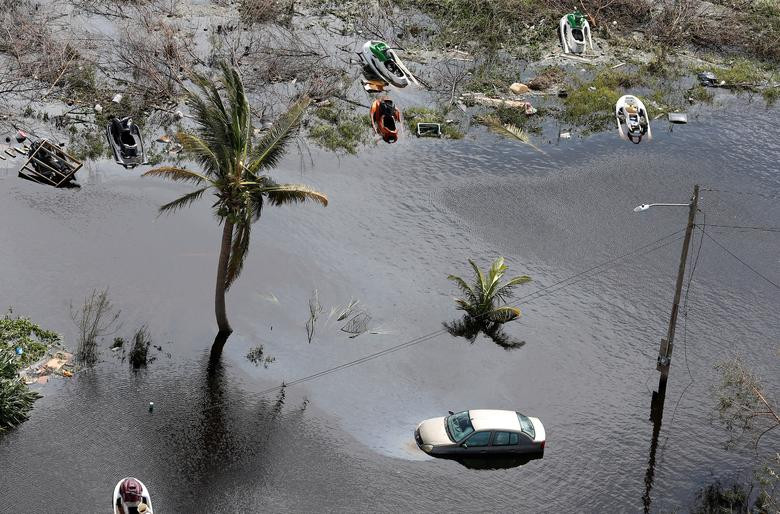 Theo người phát ngôn của Tổ chức Chữ thập đỏ của Liên Hợp Quốc Matthew Cochrane, khoảng 70.000 người chịu thiệt hại nặng nề do bão Dorian hiện cần viện trợ nhân đạo khẩn cấp.