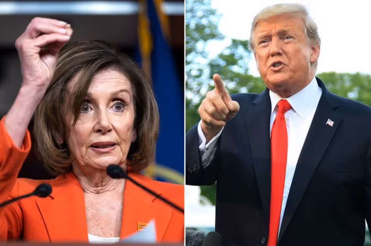 Trước đó, ngày 24/9, Chủ tịch Hạ viện Mỹ Nancy Pelosi (trái) tuyên bố mở cuộc điều tra luận tội chính thức đối với Tổng thống Trump, sau khi ông chủ Nhà Trắng bị cáo buộc gây sức ép với Tổng thống Ukraine Volodymyr Zelensky để điều tra "đối thủ" chính trị Joe Biden - ứng viên hàng đầu của Đảng Dân chủ tham gia cuộc đua vào Nhà Trắng năm 2020, và con trai ông. Ảnh: NYP.