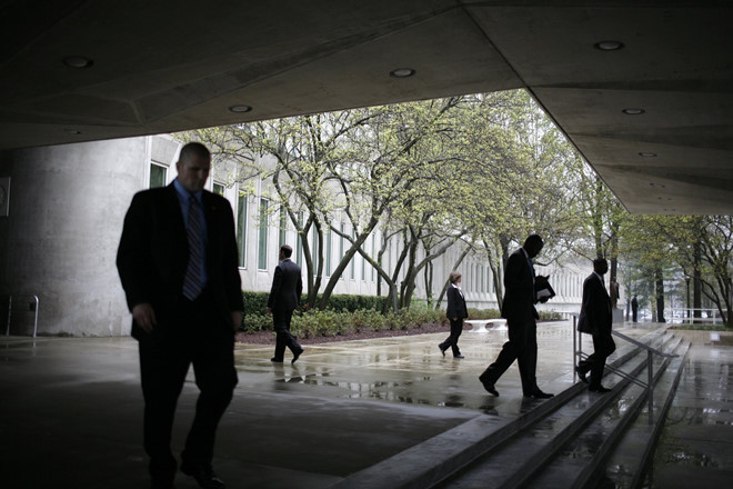 Nguoi to cao Tong thong Trump la nhan vien CIA?