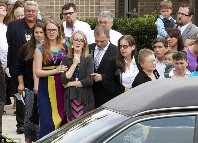 Nhin lai loat vu tham sat ca gia dinh chan dong the gioi-Hinh-8