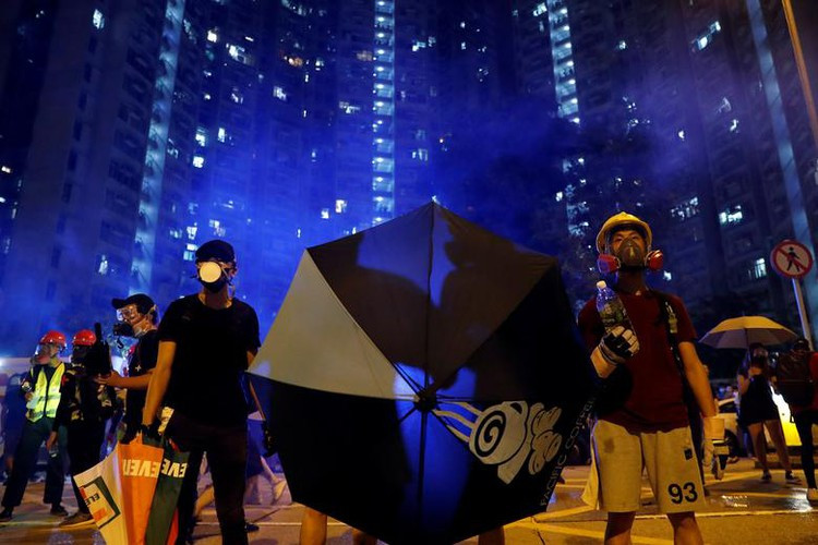 Quyết định chính thức rút dự luật đồng nghĩa với việc chính quyền Hong Kong nhượng bộ 1 trong 5 yêu cầu của người biểu tình và có thể sẽ giúp xoa dịu tình hình hiện nay tại đặc khu này.