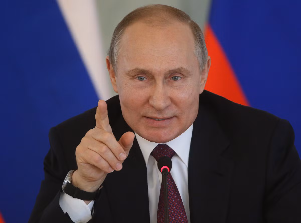 "Một sự kiện như vậy cần phải được chuẩn bị kỹ lưỡng để mang lại kết quả liên quan đến việc thực hiện các thỏa thuận Minsk thực sự", Tổng thống Nga Putin nhấn mạnh. Ảnh: TM.