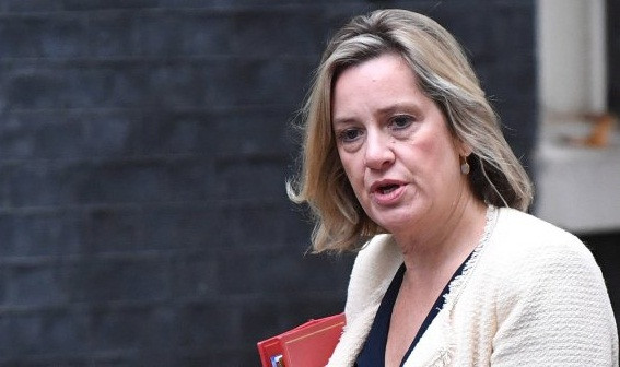 Về đời tư, bà Rudd kết hôn với nhà văn A.A. Gill vào năm 1990 và họ có hai người con. Tuy nhiên, cặp đôi "đường ai nấy đi" sau 5 năm chung sống. Ảnh: Metro.