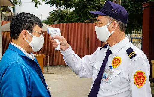 Các công ty cung cấp dịch vụ: bảo vệ; bảo trì, sửa chữa, ứng cứu hệ thống hạ tầng trang thiết bị của các cơ quan, tòa nhà, chung cư. (Ảnh minh họa)