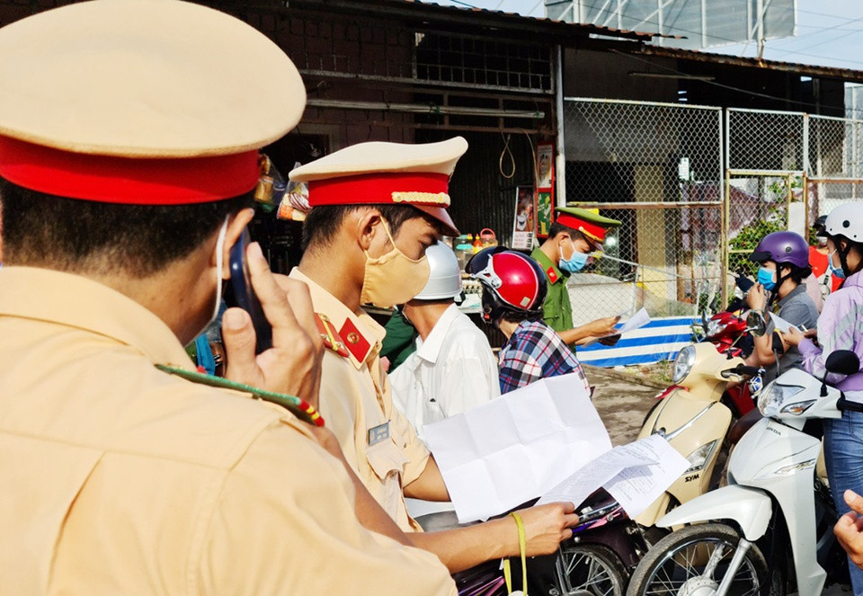 Nhieu tinh, thanh pho o mien Tay keo dai Chi thi 16 them 7-14 ngay