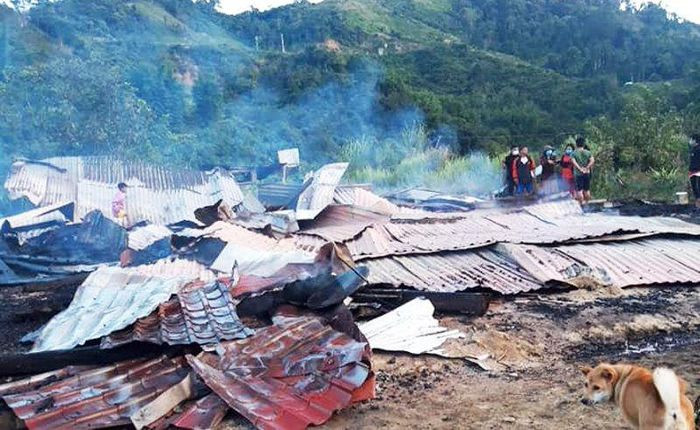  Cháy trong đêm, ngôi nhà của hai vợ chồng giáo viên bị thiêu rụi: Khoảng 1h30 ngày 16/8, trong lúc vợ chồng anh Riah Nhiêu (trú huyện Tây Giang, tỉnh Quảng Nam - đều là giáo viên) không có mặt ở nhà. Ngọn lửa bùng lên ở khu vực bếp rồi tiếp tục cháy lan, bao trùm toàn bộ ngôi nhà. 