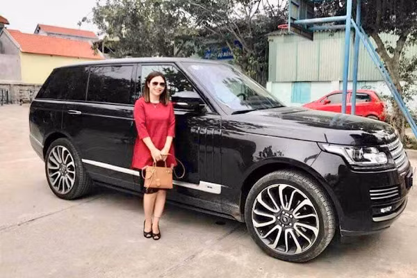 Ngan “Gom” va loat kieu nu xinh dep bi to lua tien ty