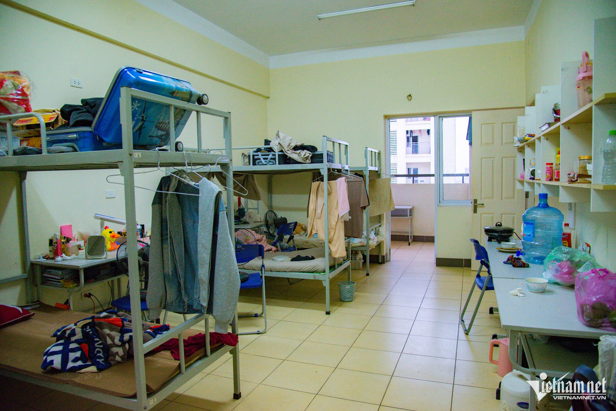 Bên trong một phòng ký túc xá.