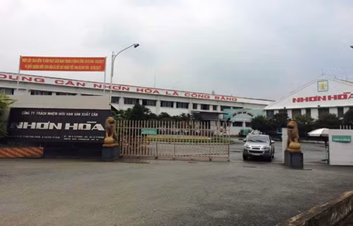 Nhom trom dot nhap Cong ty Nhon Hoa lay 8,5 ty the nao?