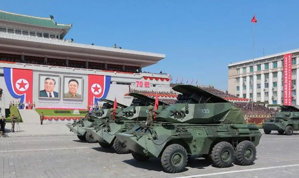  Tên lửa Bulsae-4 NLOS tương tự tên lửa Spike NLOS của Israel và HJ-10 của Trung Quốc. Việc điều khiển tên lửa do người điều khiển thực hiện sau khi phóng từ phương tiện chiến đấu bằng cách sử dụng dữ liệu được truyền từ máy quay video ở đầu đạn. Theo các nguồn thông tin mở, khả năng xuyên giáp của tên lửa có thể đạt được ước tính lên tới 750 mm. 