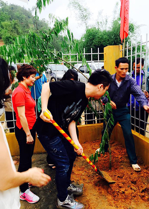 Tung Duong Thanh Lam len vung cao lam tu thien-Hinh-4