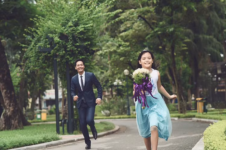 Bé Bảo Anh có tên thân mật là Bo. Cô nhóc ngày càng trưởng thành, tự lập,