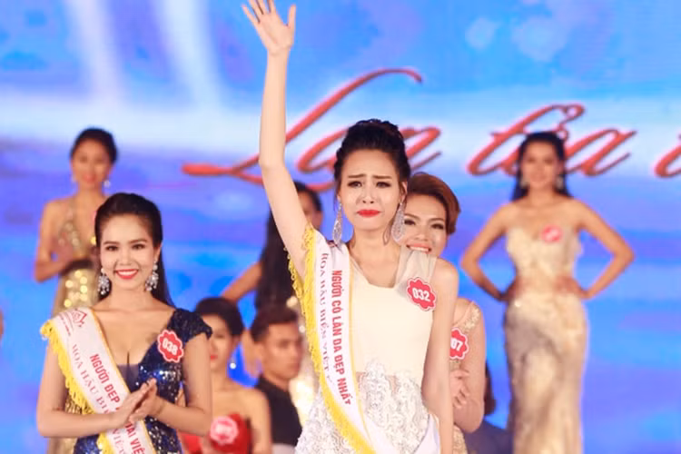 Body nuot mien che cua tan Hoa hau Bien Viet Nam