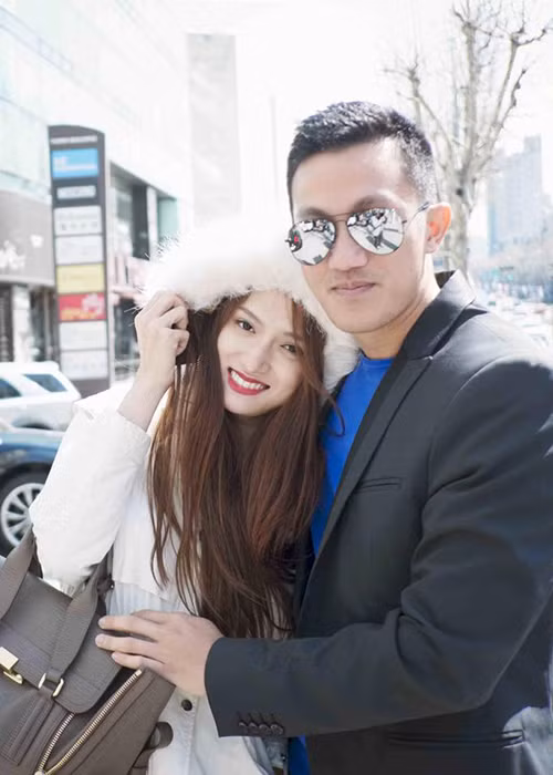 Trên trang cá nhân, Hương Giang chia sẻ nhiều khoảnh khắc hạnh phúc của mình bên bạn trai cùng những lời yêu thương gửi đến người yêu. (Ảnh: FBNV) 