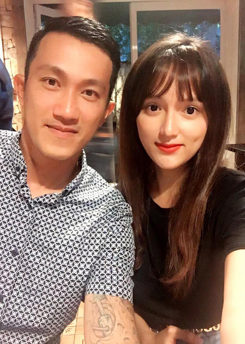 Mới đây, nữ ca sĩ chuyển giới thừa nhận cô và bạn trai đã “đường ai nấy đi” được 6 tháng vì nhiều lý do khác nhau. Thông tin khiến người hâm mộ cặp đôi cảm thấy tiếc nuối. (Ảnh: FBNV)