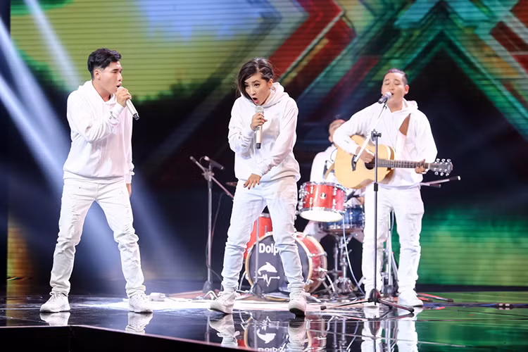 Nhan con mua loi khen nhom cua Yanbi van bi loai-Hinh-4