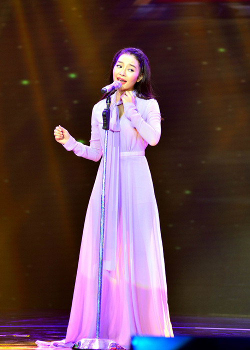 Tùng Dương đánh giá, Thanh Thảo đã tạo được dấu ấn riêng, trình diễn sạch sẽ, đầu tư nghiêm túc. Thanh Lam chia sẻ, tiết mục của thí sinh đã chạm được vào trái tim của khán giả. 