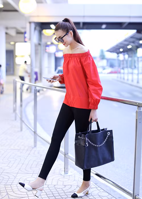 Dan giam khao Next Top Model sanh dieu o san bay HN-Hinh-4