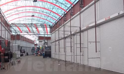 Một khu chợ có nhiều người Việt tại Ukraine. (Ảnh: Duy Trinh/Vietnam+)