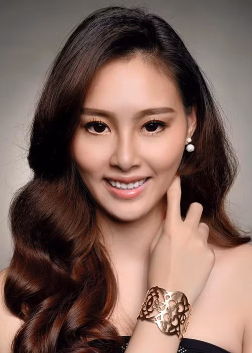 Không chỉ tỏa sáng trên sân khấu, với những khoảnh khắc đời thường, tân Hoa hậu Biển Việt Nam cũng hút mắt bởi vẻ đẹp ngất ngây. (Ảnh: Facebook Thùy Trang)