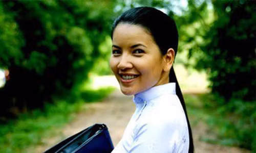 Diễn viên Ngọc Trinh trong phim "Mùi ngò gai".