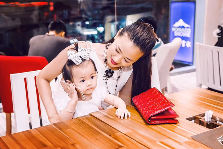 Ngam ve dang yeu nhu thien than cua con gai Maya